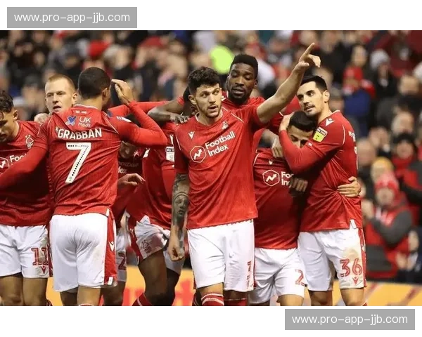 红蓝对决，激情碰撞：利物浦vs曼联视频直播，点燃你的足球之夜！