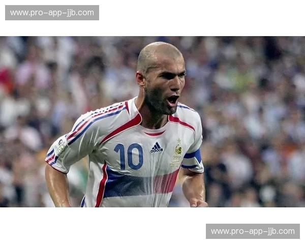 齐达内告别战的蓝色忧伤：2006世界杯决赛，一场载入史册的经典对决